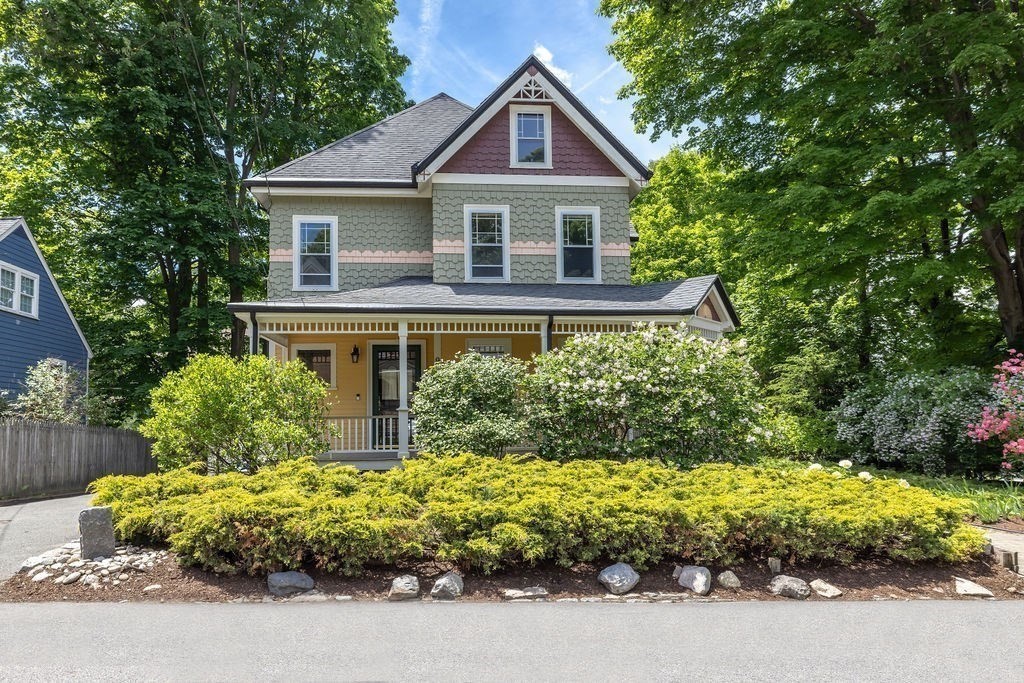 9 Spring Hill Road