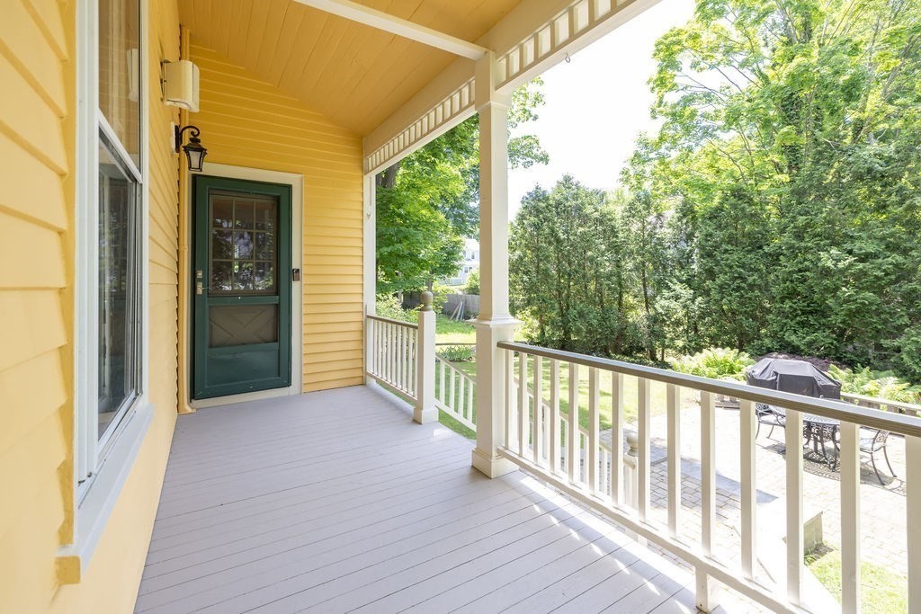 9 Spring Hill Road