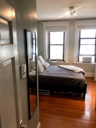 8 Garrison St # 401