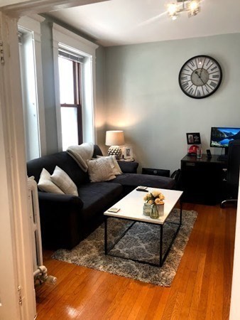 8 Garrison St # 401