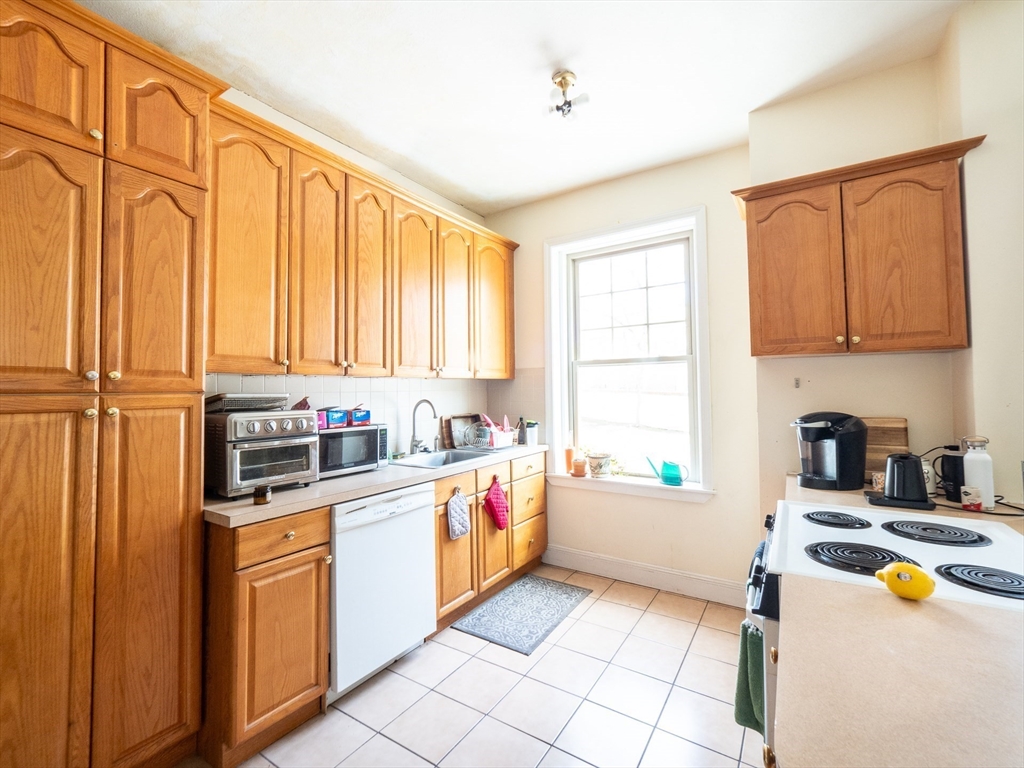 481 Boylston Street # 1