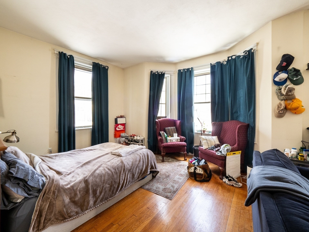 481 Boylston Street # 1