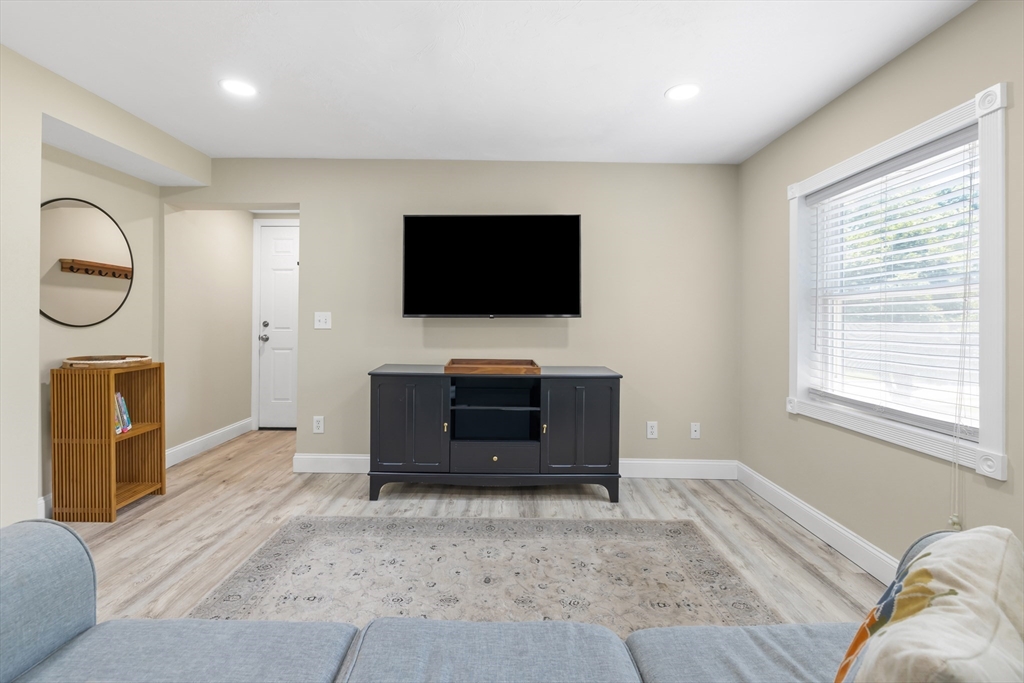2 Park St # 2B
