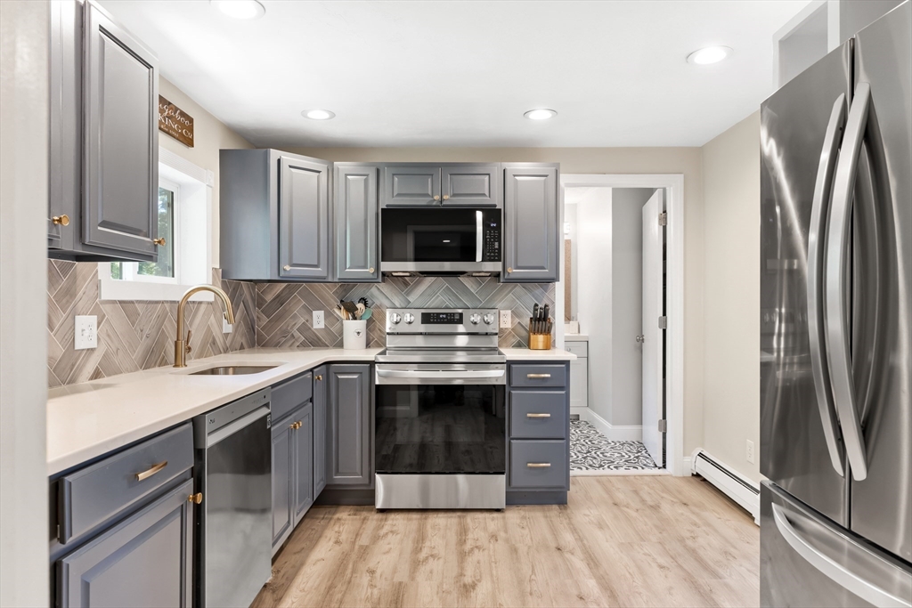 2 Park St # 2B
