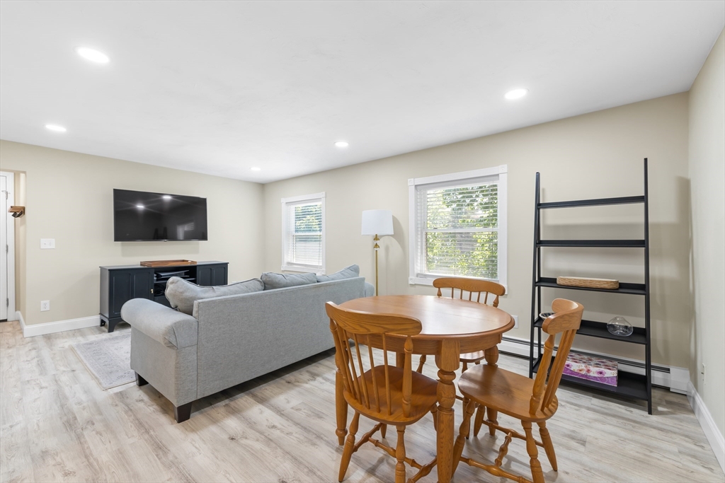 2 Park St # 2B