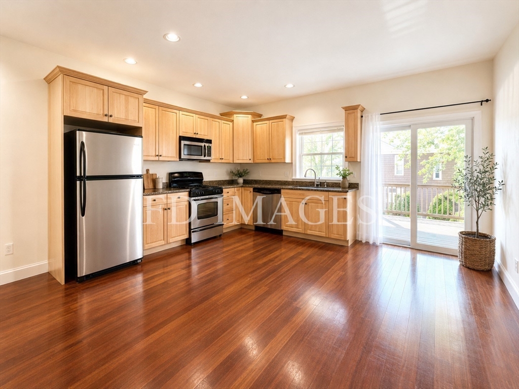 661 Bennington # 2