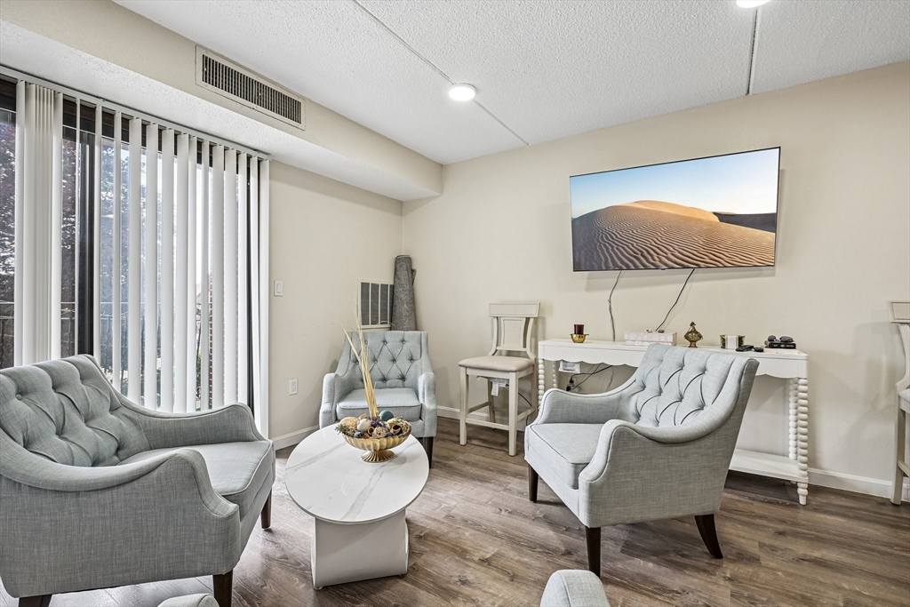 20 Nahant Place # 307