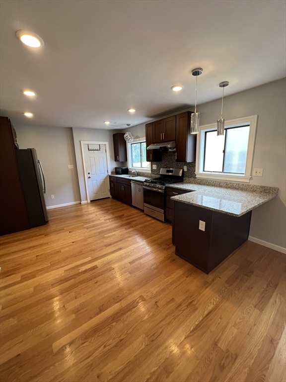 102-104 Varnum St # 1