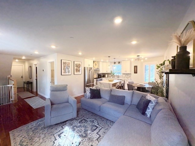 242 R Broadway # 1
