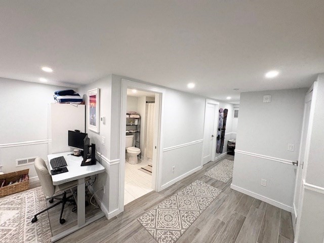 242 R Broadway # 1