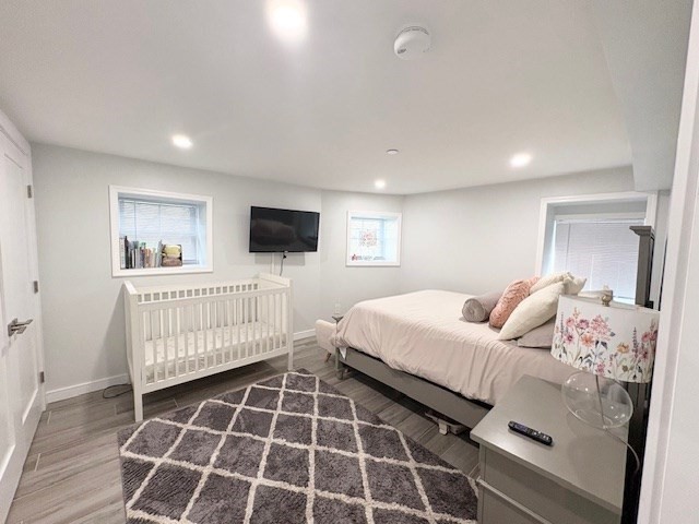242 R Broadway # 1