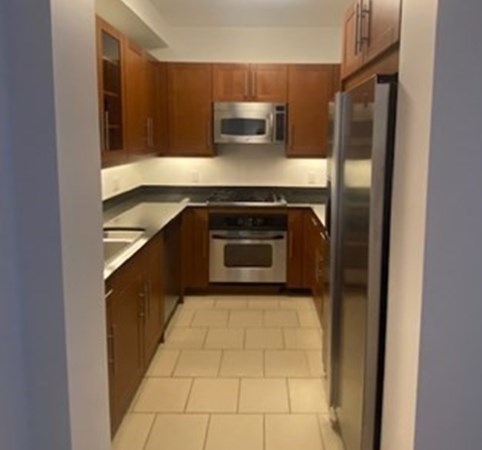 1 Charles St # 701