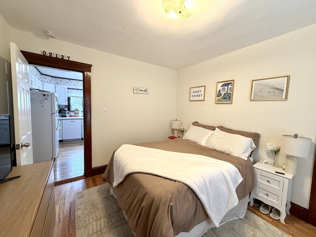 3 Goldsmith Ave # 1