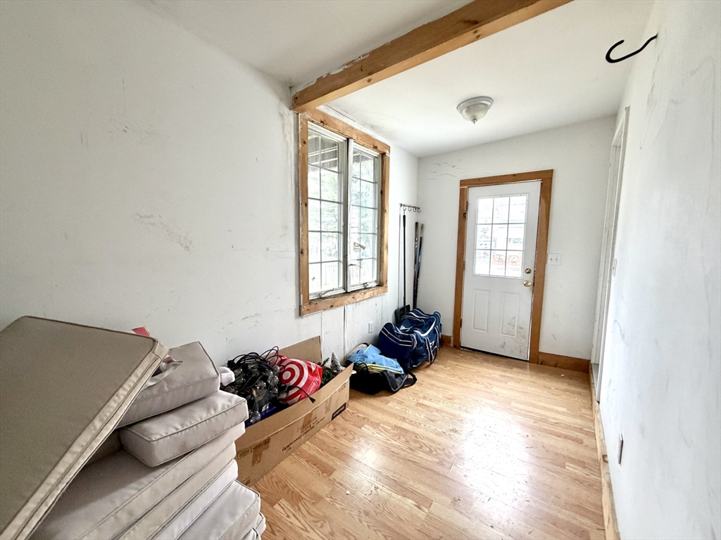 3 Goldsmith Ave # 1