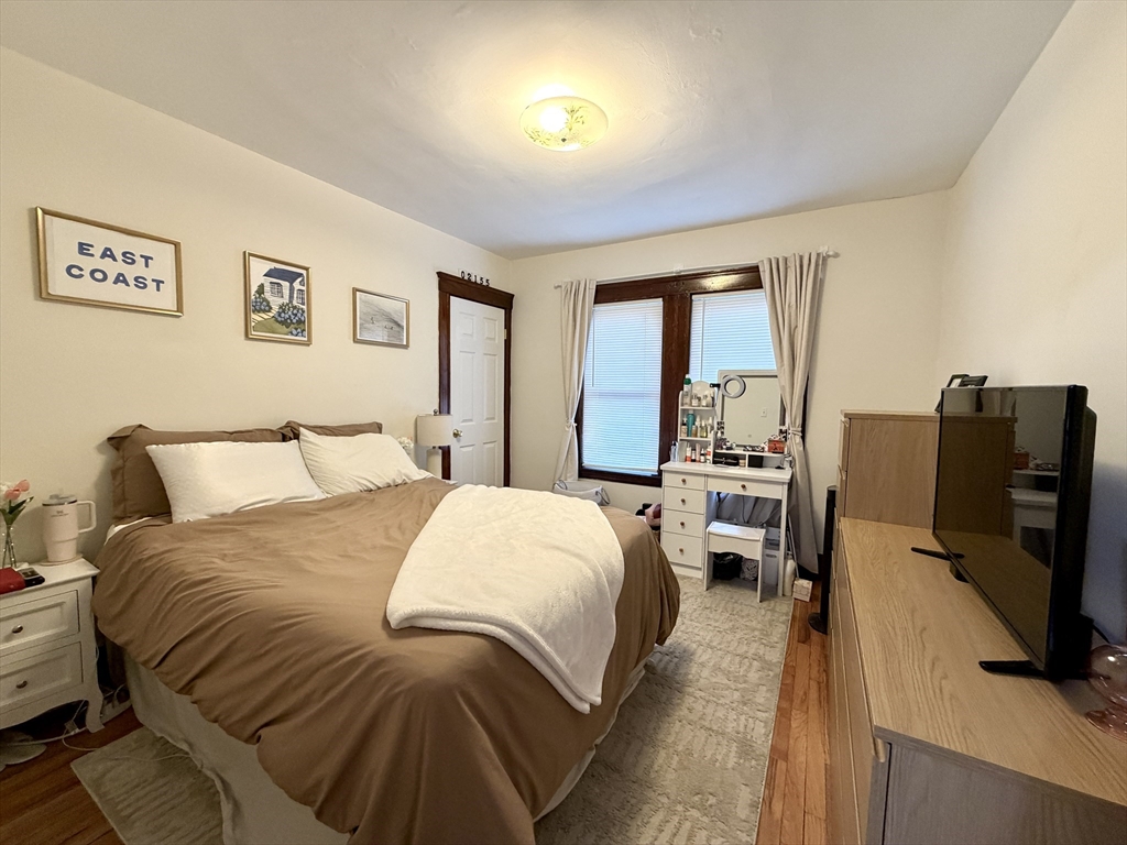 3 Goldsmith Ave # 1