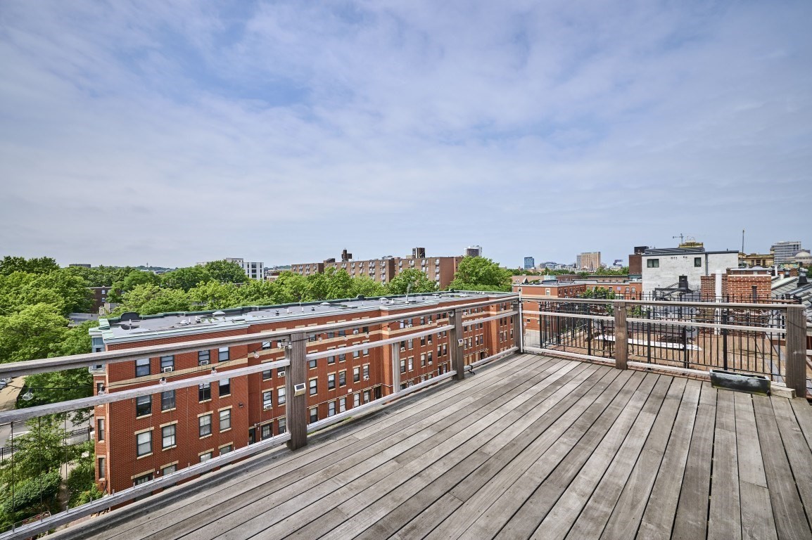 683 Massachusetts Ave. # 5