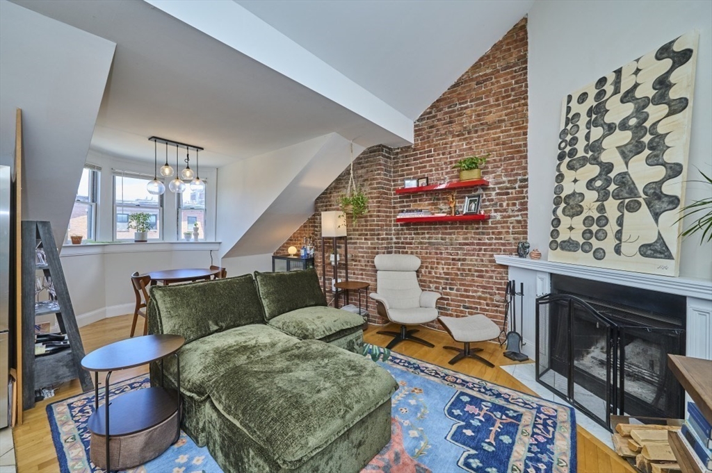 683 Massachusetts Ave. # 5