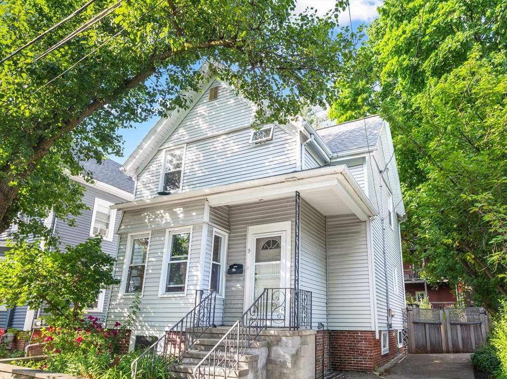 9 Hall St.
