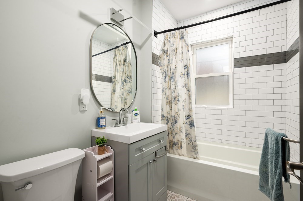 44 Early Avenue # 2