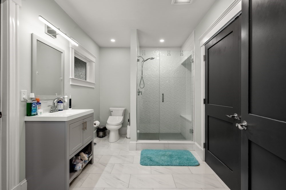 44 Early Avenue # 2