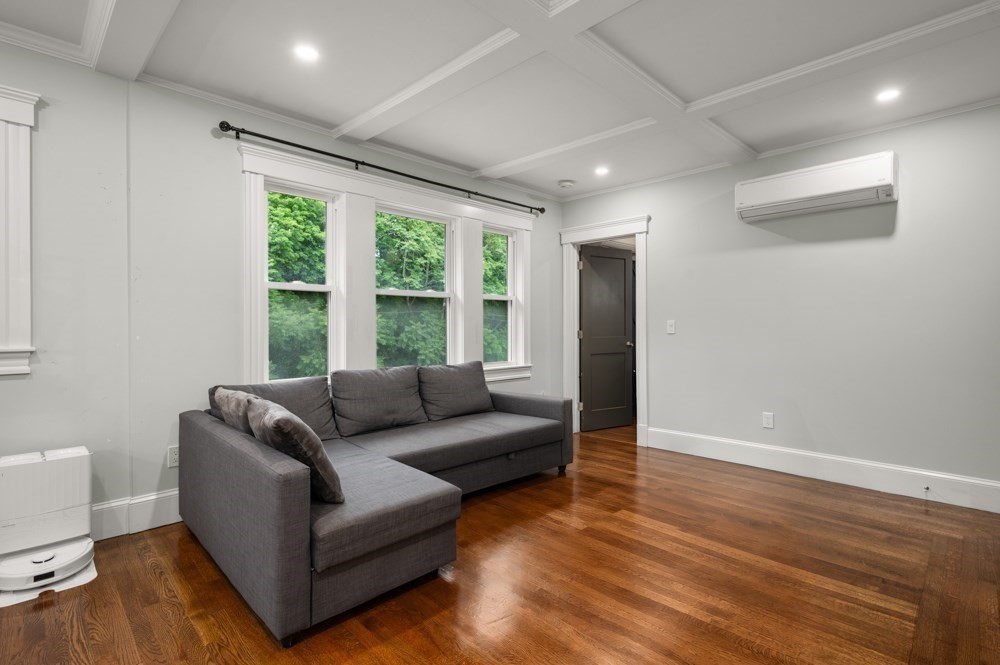 44 Early Avenue # 2