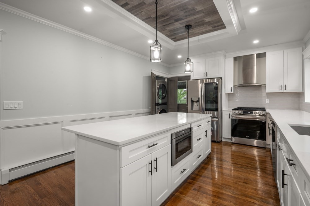 44 Early Avenue # 2