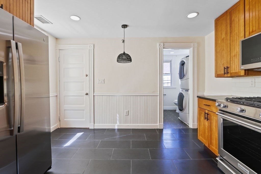 30 Tuttle St. # 2