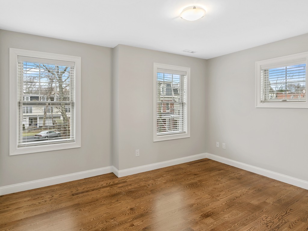 38 Millmont St # 38