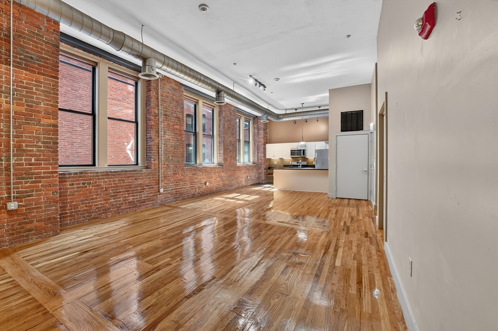 13 Willow # 205
