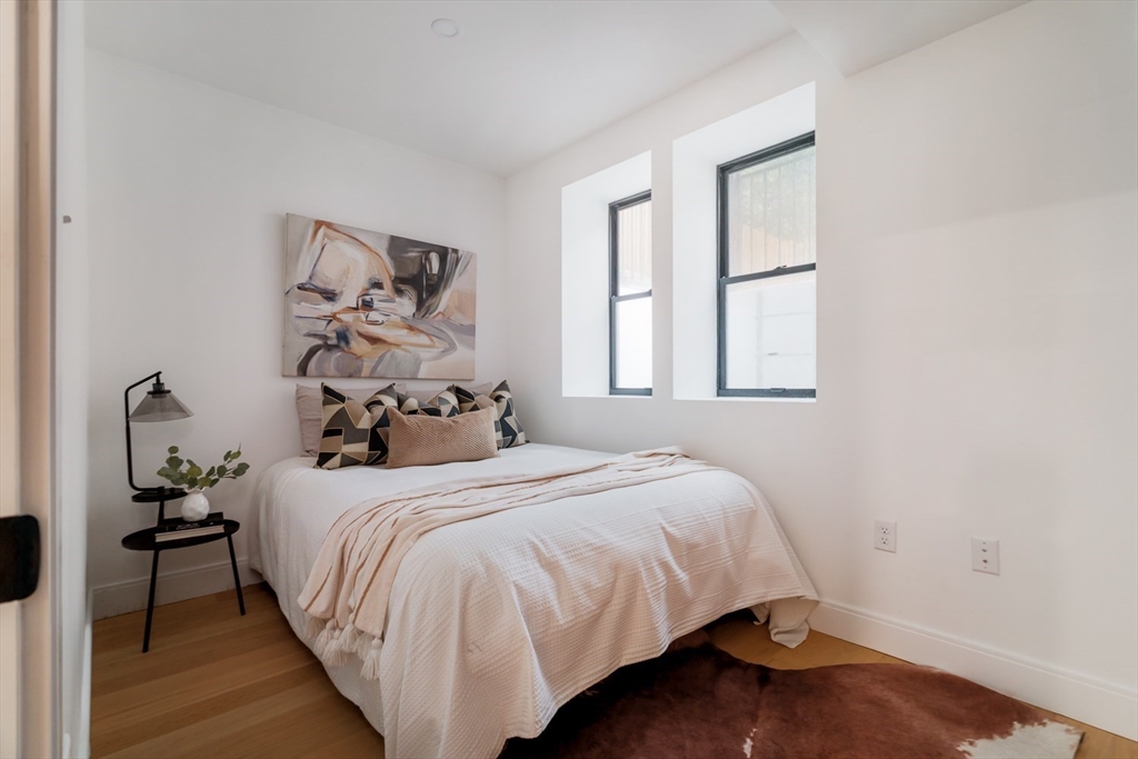 182 Tremont St # 2
