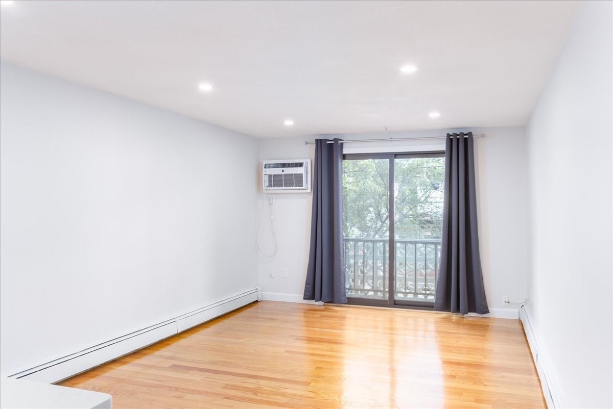 29 Harvard Ave. # 37