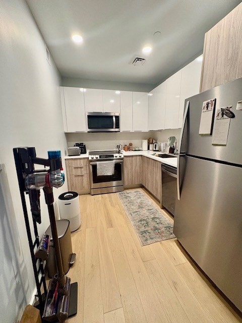 71 Bow St # 302