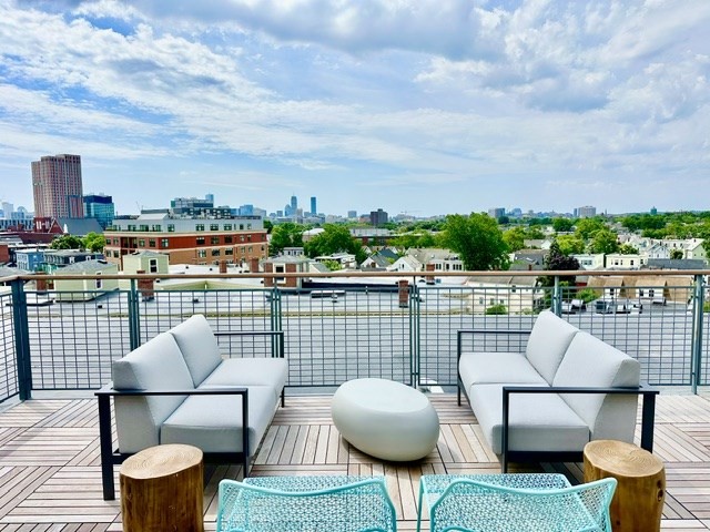 71 Bow St # 302