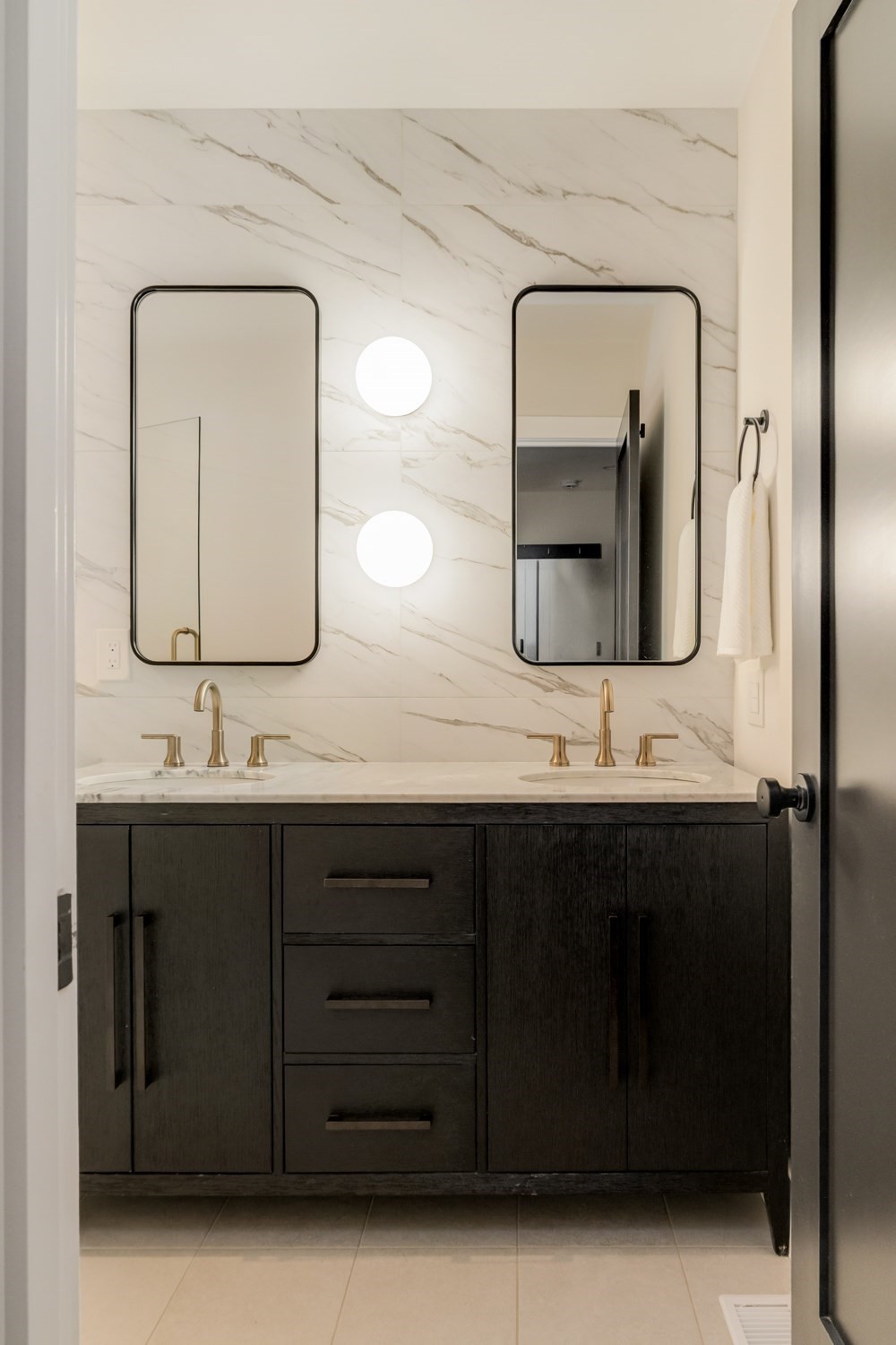 272 E Eagle # 1