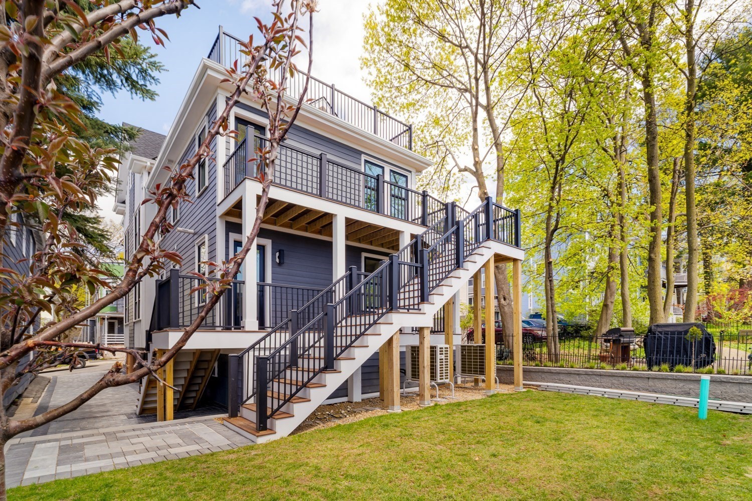 9 Olive Ave # 1