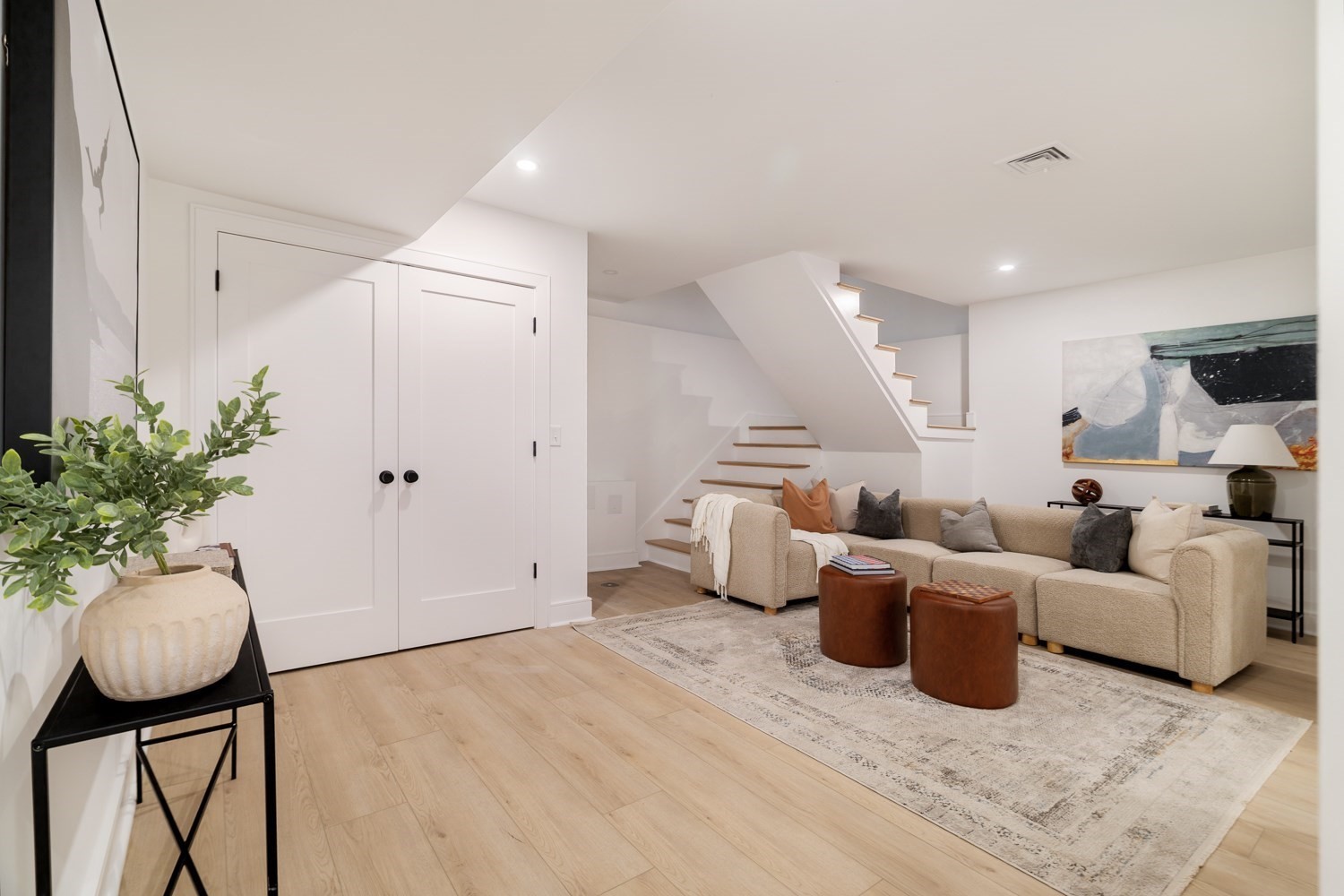 9 Olive Ave # 1