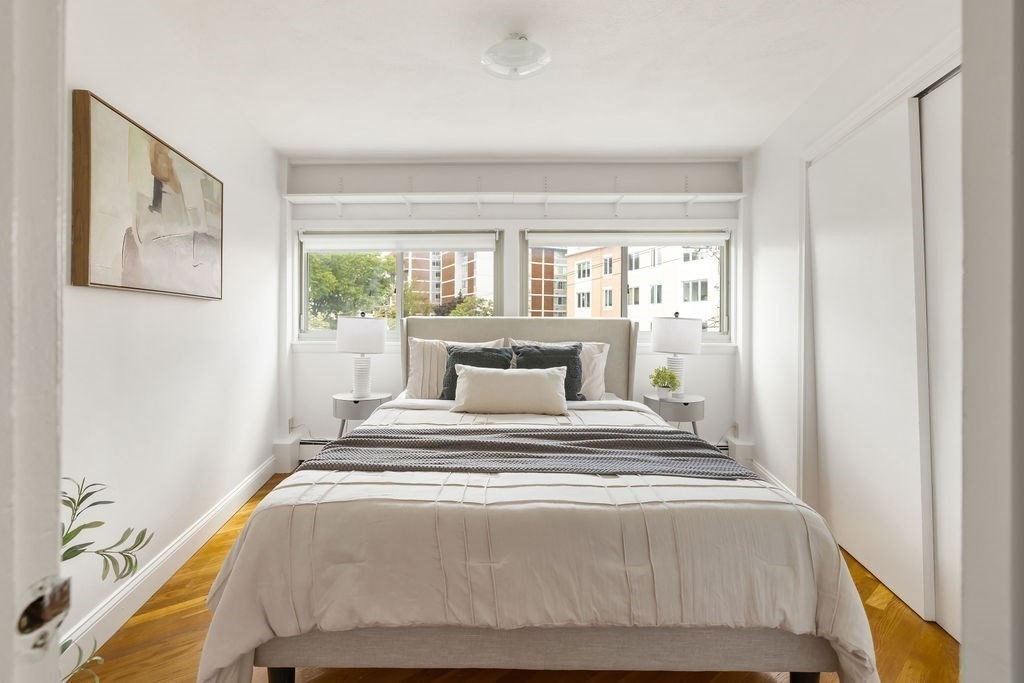 348 Franklin St # 3A