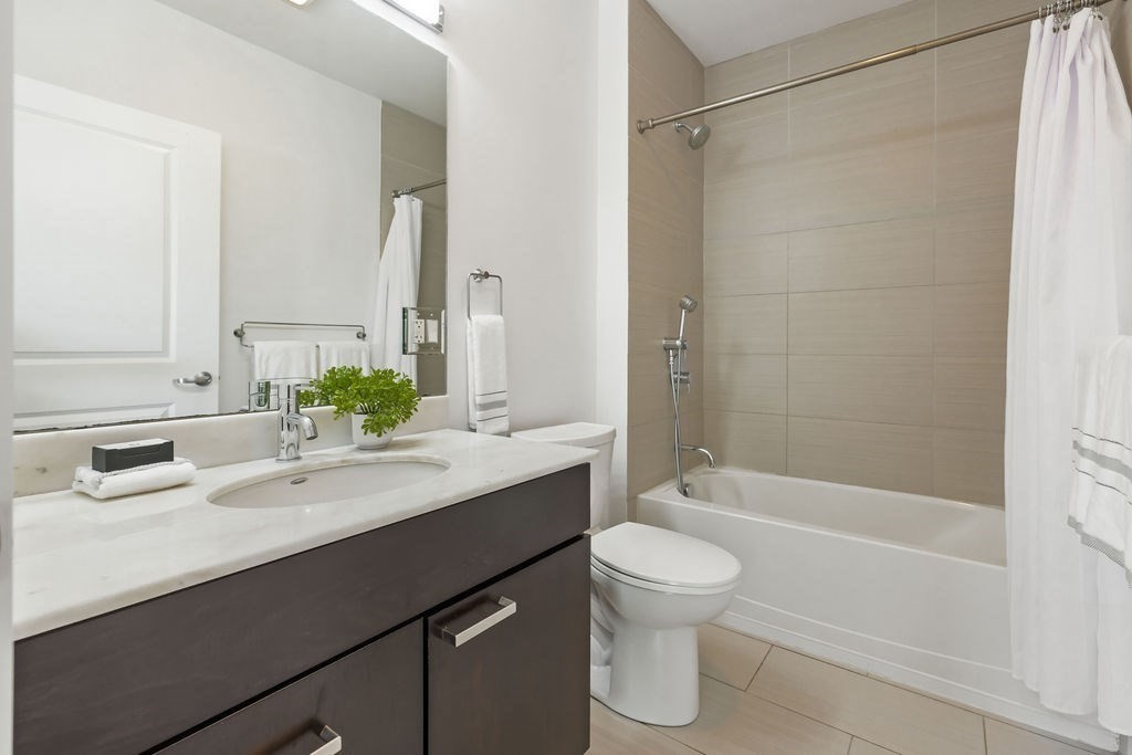 65 Beacon St # 403