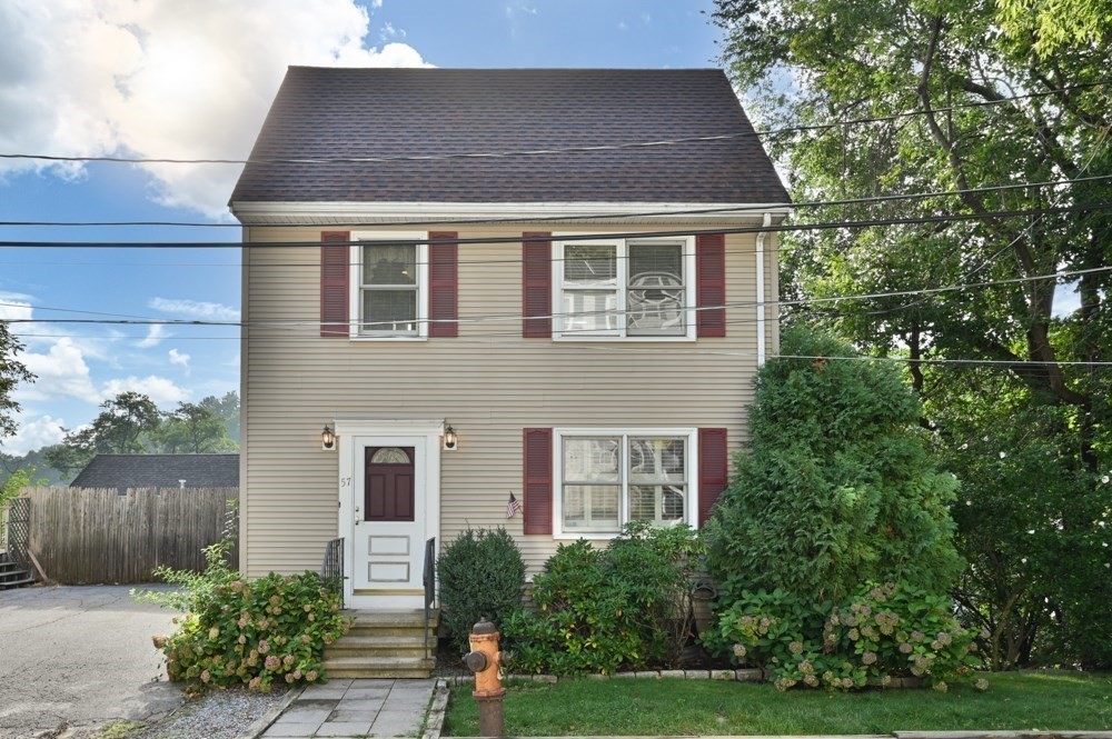 57 Hillcrest St