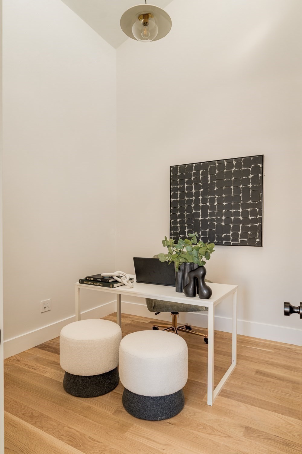 11 Lothrop St # 11
