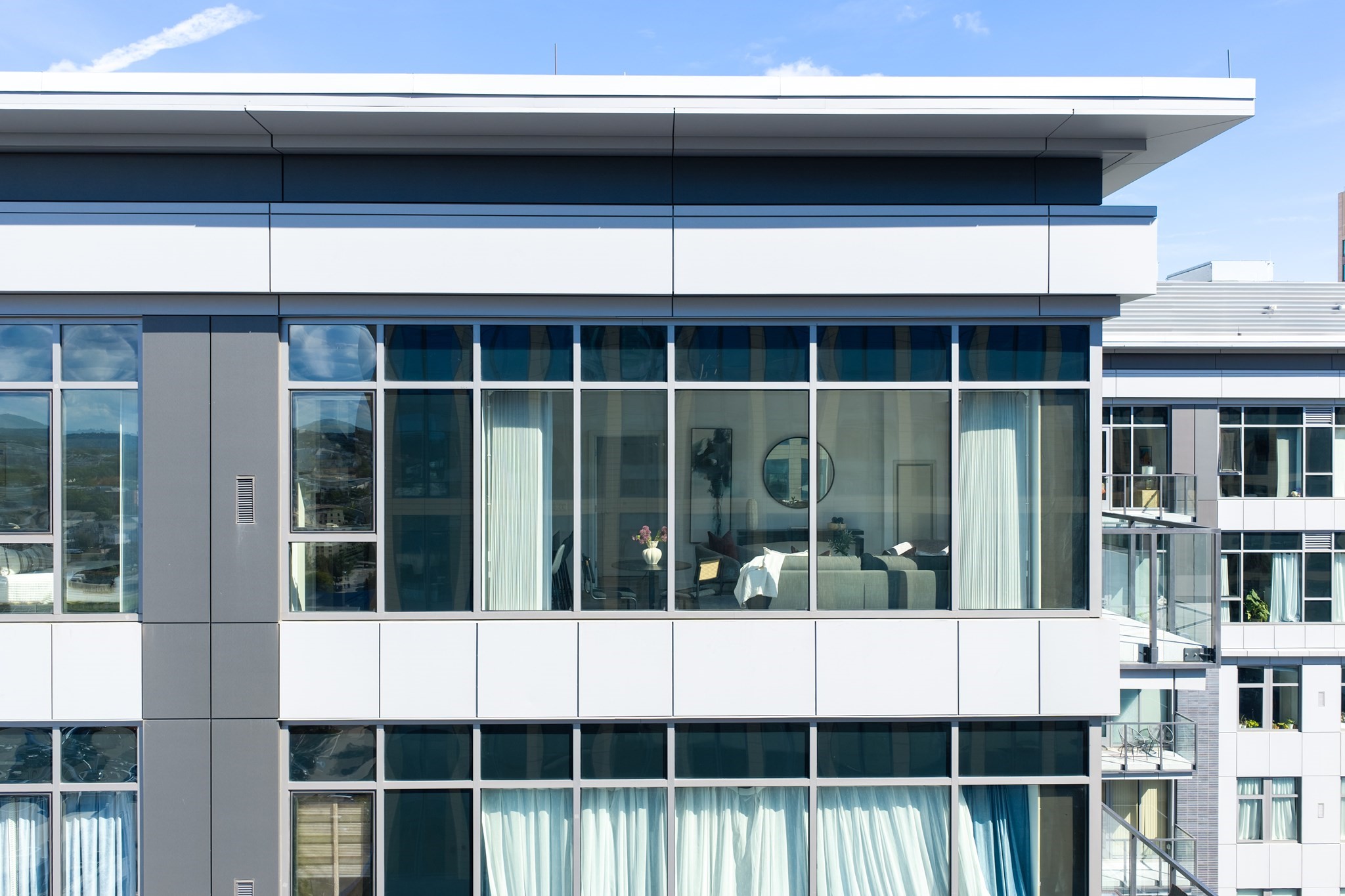 375 Canal St Unit: PH215