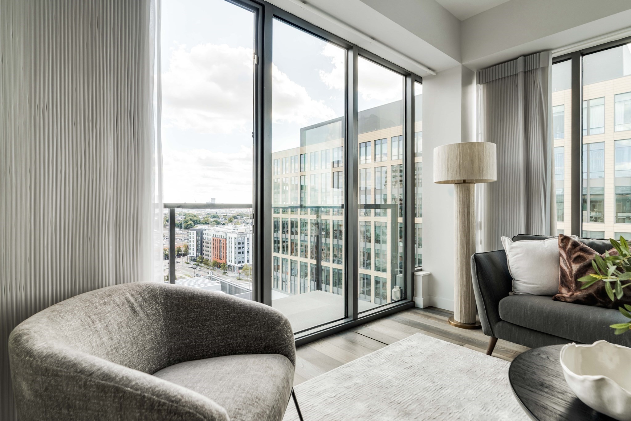 375 Canal St Unit: PH215