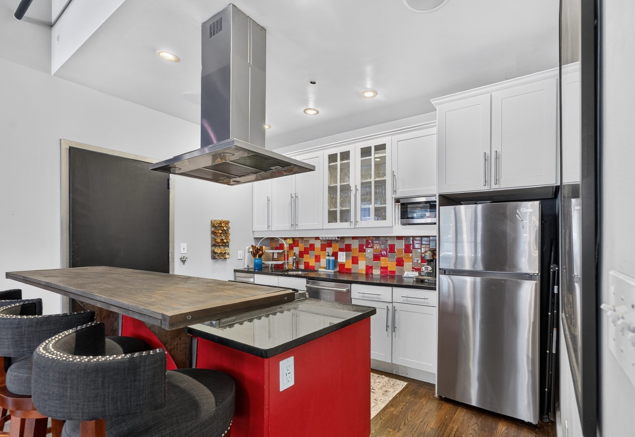 121 Beach # 202