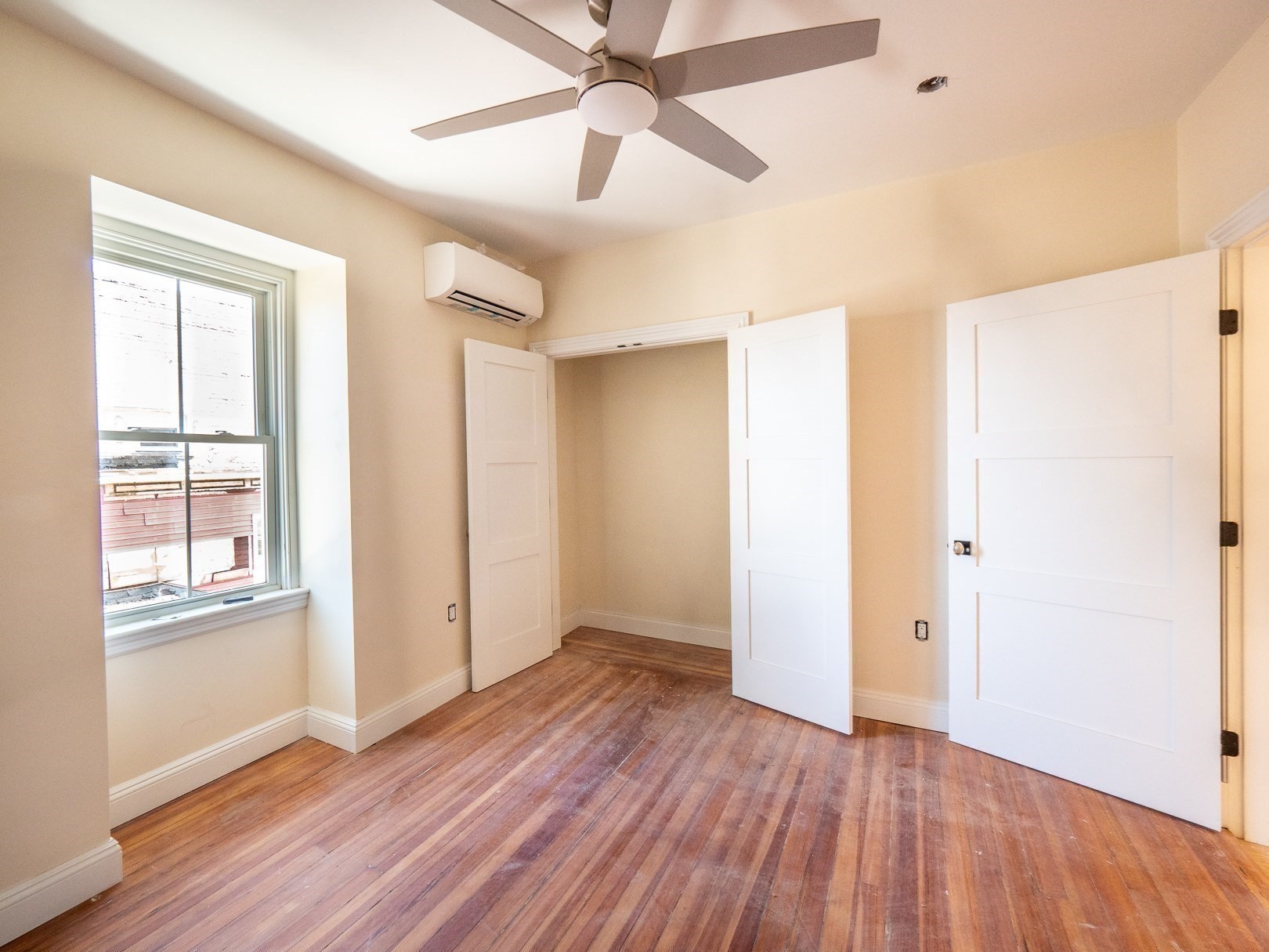 62 Welles Ave