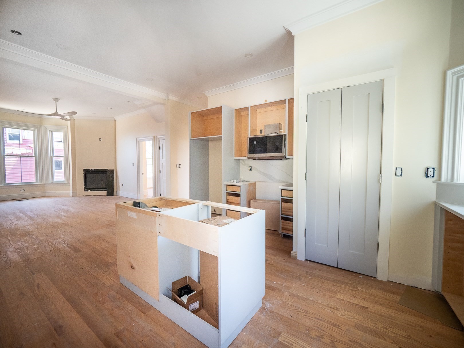 62 Welles Ave