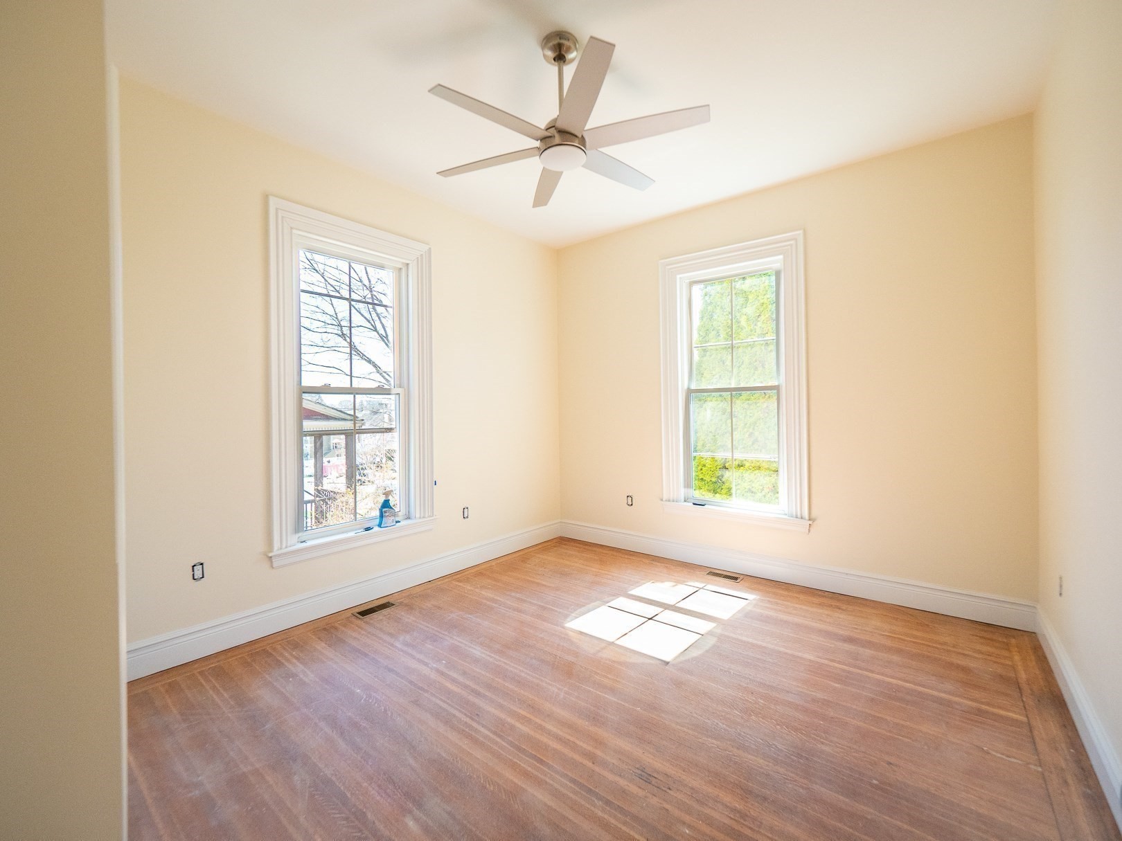 62 Welles Ave