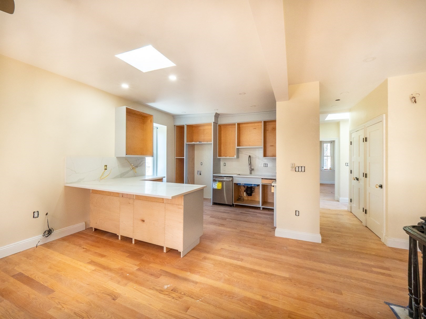 62 Welles Ave
