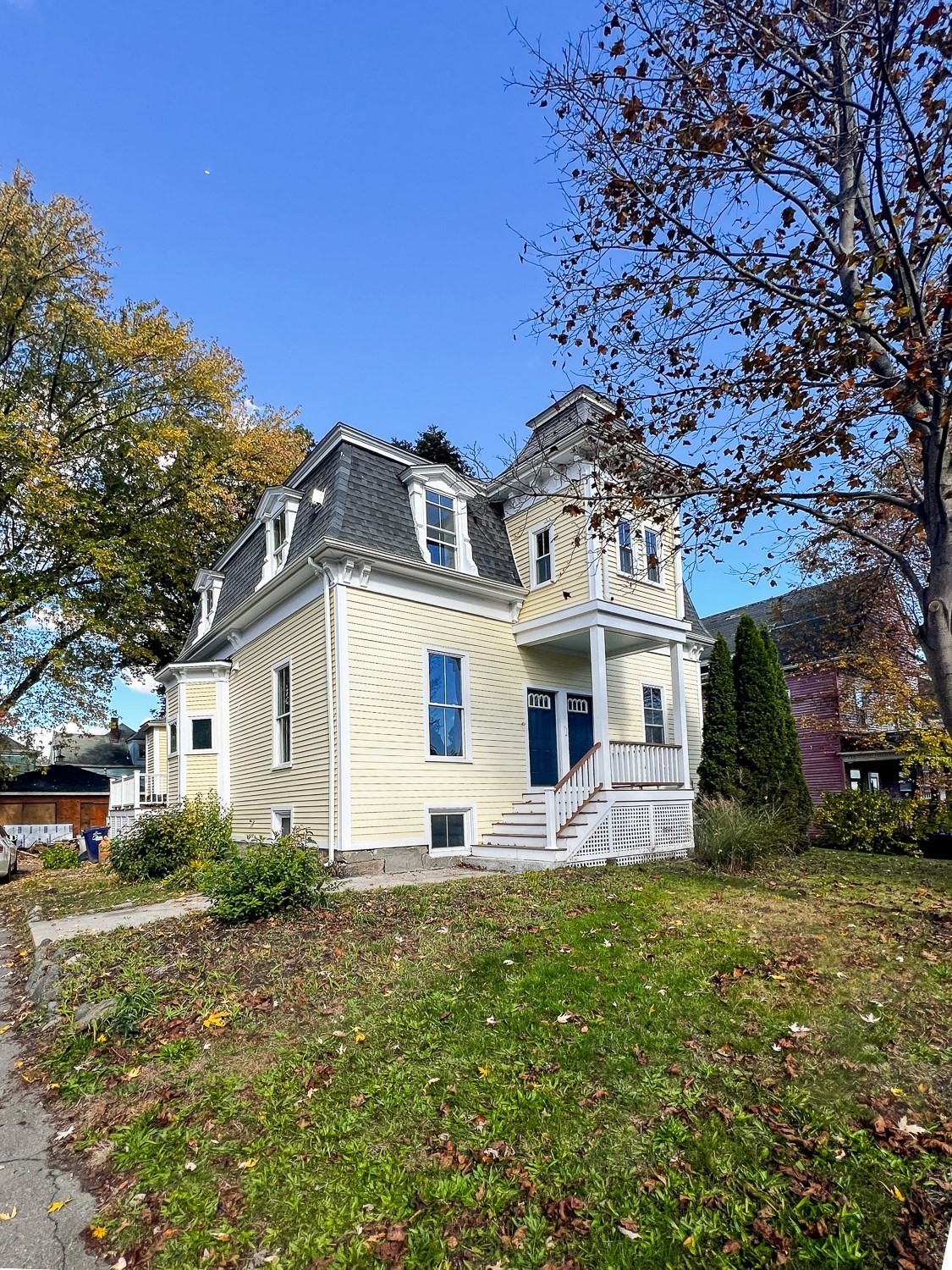 62 Welles Ave