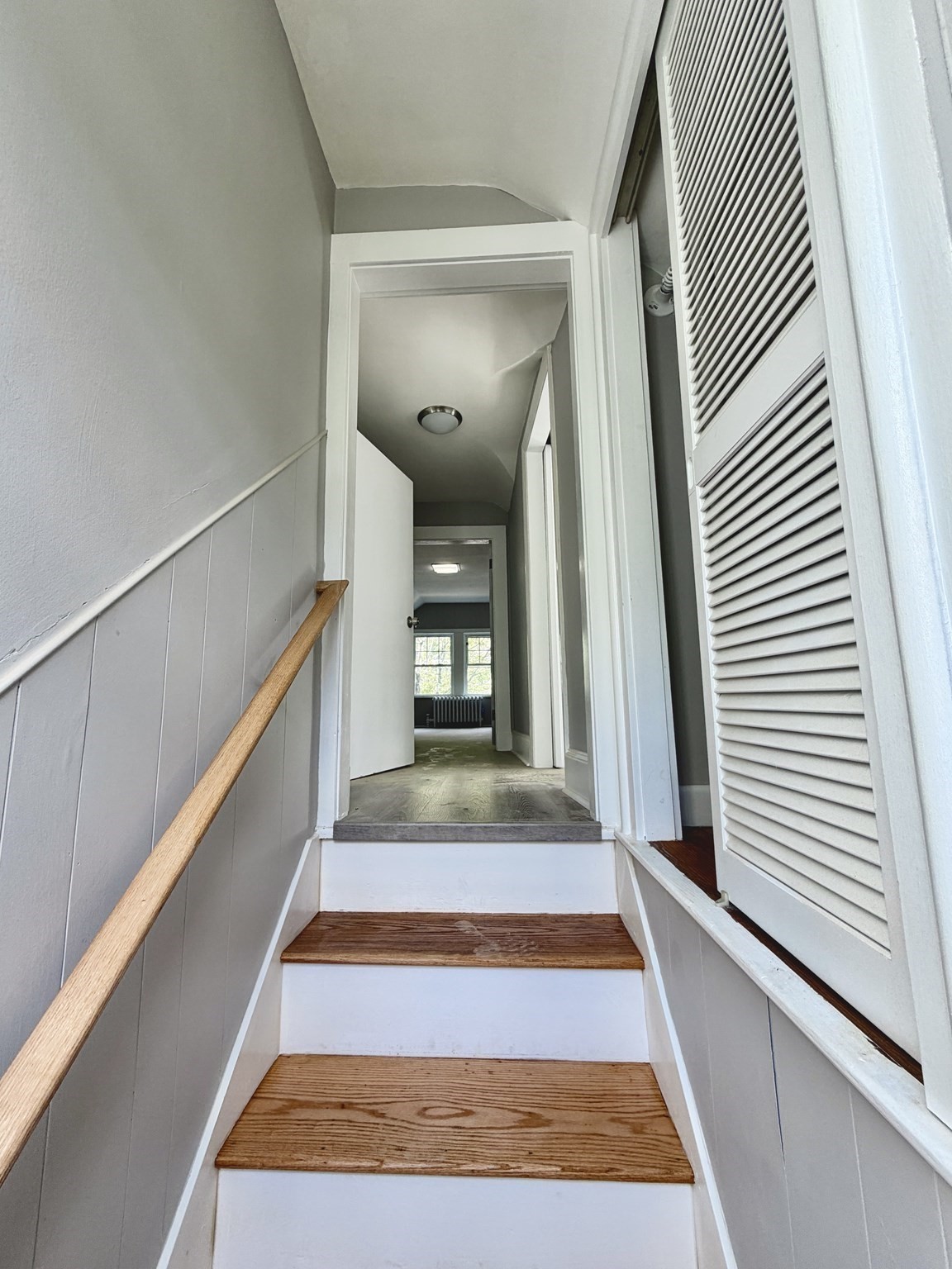 13 Meriam St