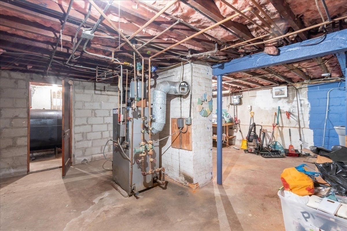 27 Stearns Ave